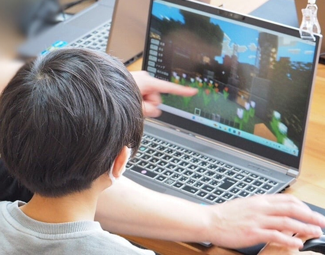 マイクラで学ぶ生きた英会話